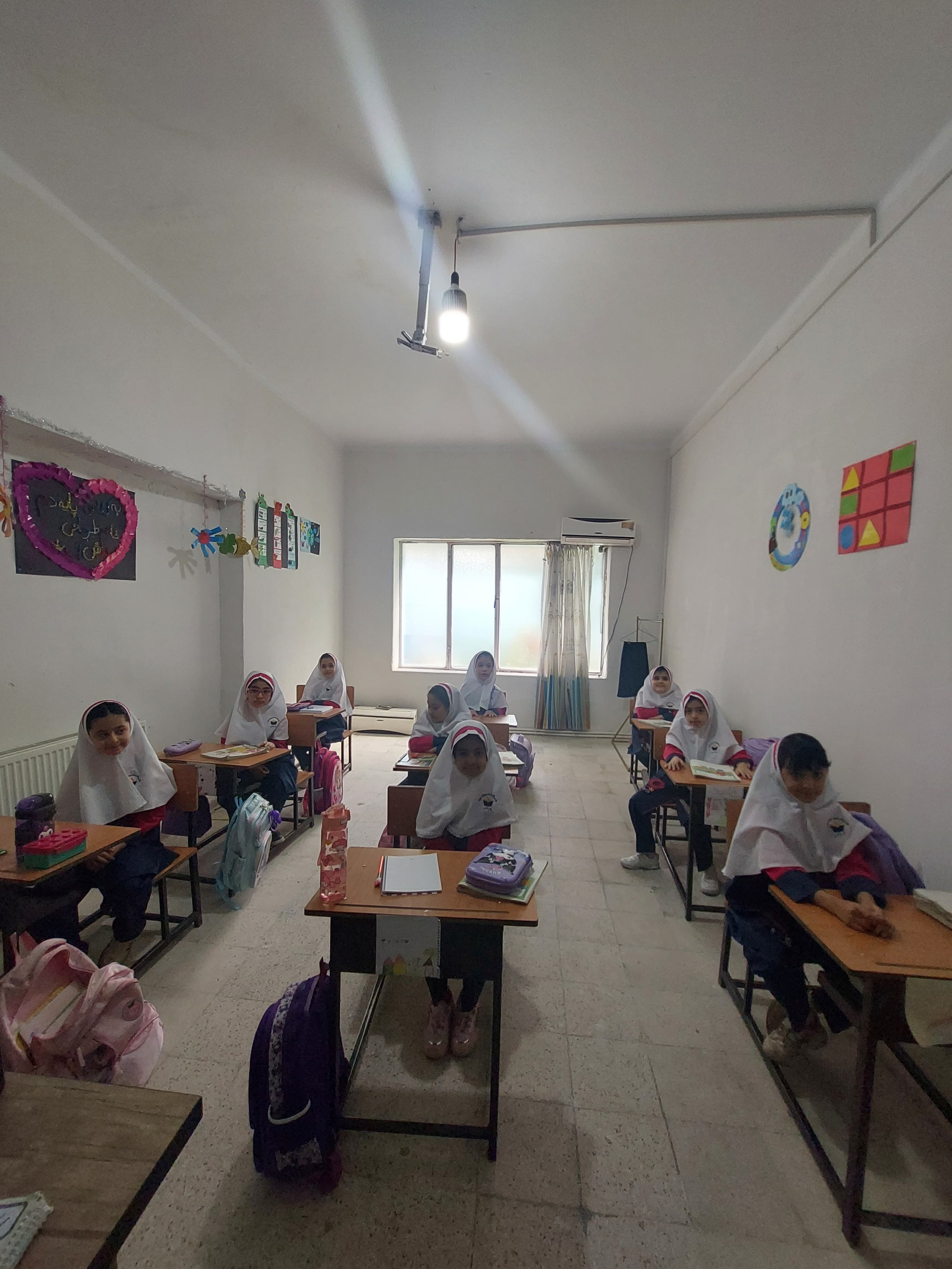 پیش دبستانی و دبستان دوره اول و دوم یاس فاطمی